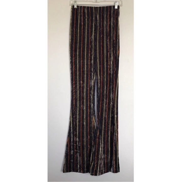 Urban Outfitters Crushed Velvet Flare Pants - Picture 3 of 12